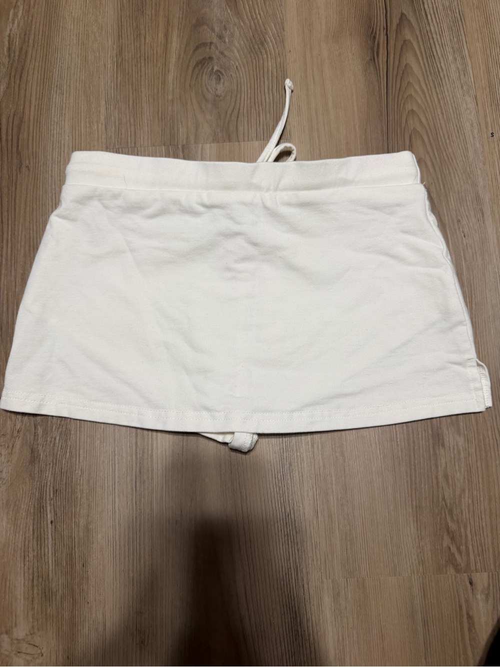 Edikted Cream Drawstring Mini Skort - Picture 2 of 2